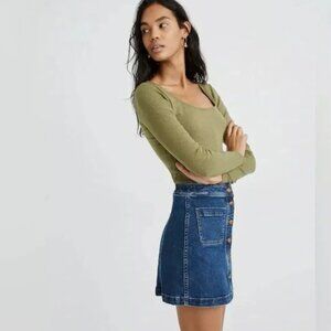 Madewell Stretch Denim A-Line Mini Skirt in Salisbury Wash: Patch Pocket Edition